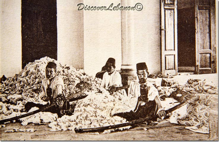 Jews preparing Wool
