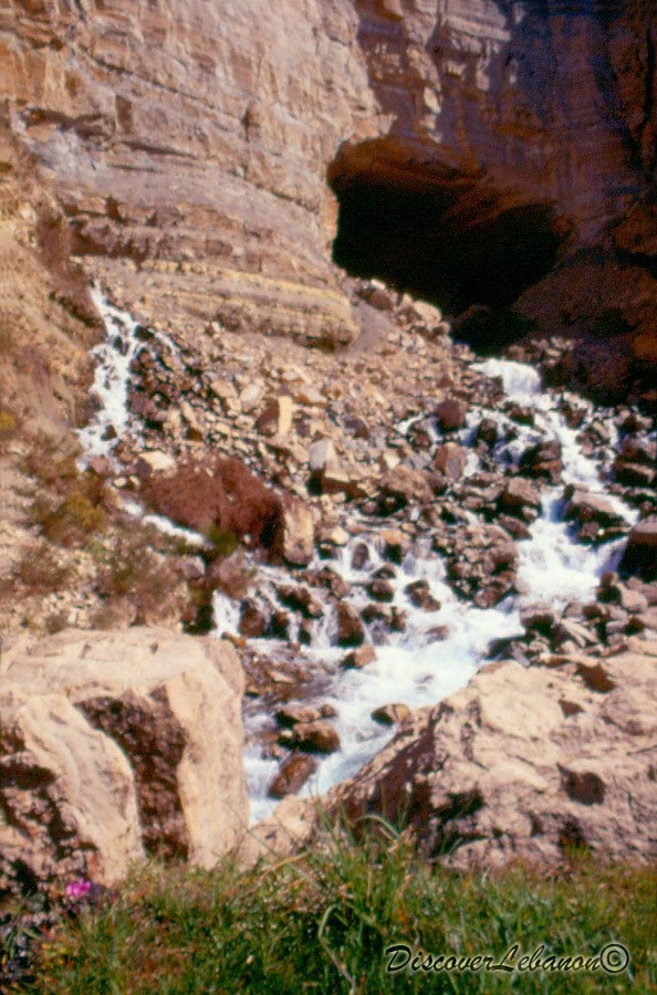Afqa grotto spring
