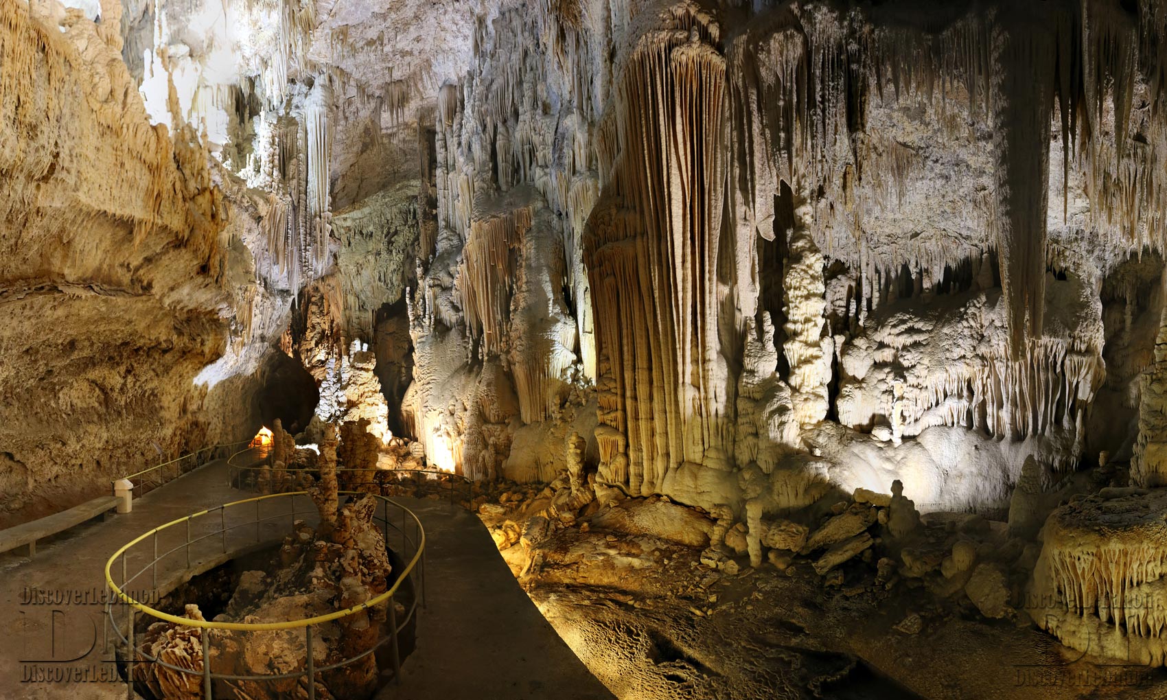 Jeita grotto upper cave photography
