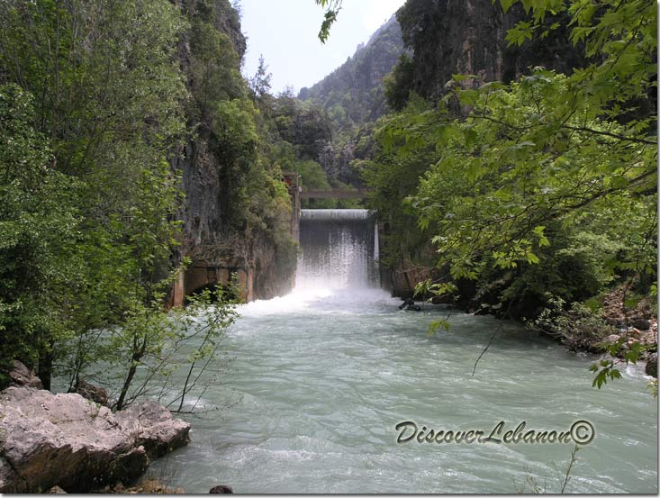 Nahr Ibrahim River fall